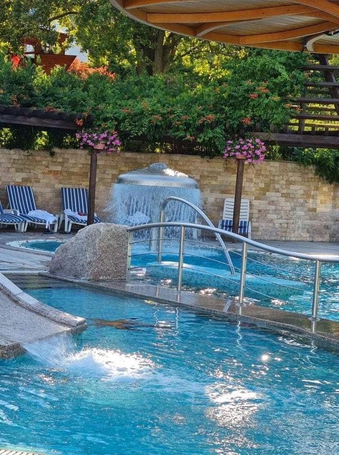 Spa Residence Carbona Aloe Lux Apartman Hévíz Exteriör bild